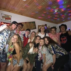 Meet your Posher, Reaunna